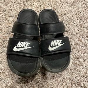 Double strap Nike sandals!